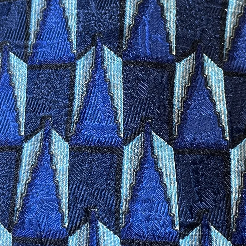 ERMENEGILDO ZEGNA SILK TIE